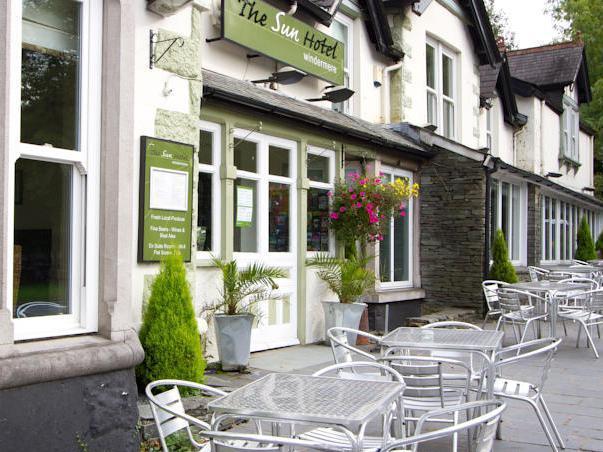 Pedro'S Restaurant Bar And Hotel Windermere Eksteriør billede